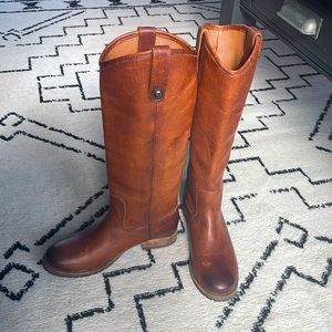 Beautiful like new Frye Melissa leather riding boots. In great condition!!